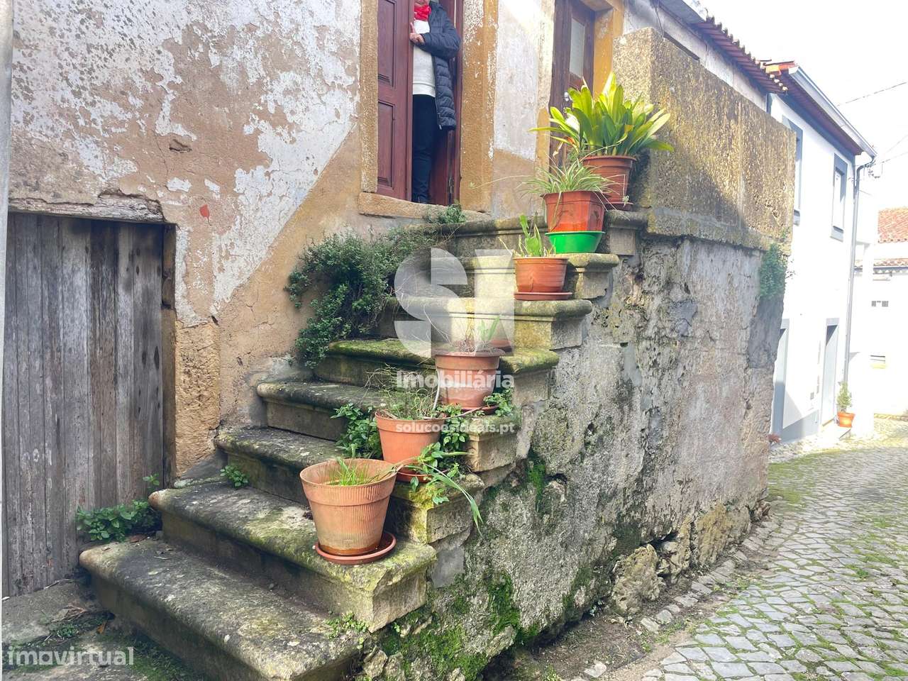 Moradia T4, reabilitar, Almalaguês - Grande imagem: 4/10