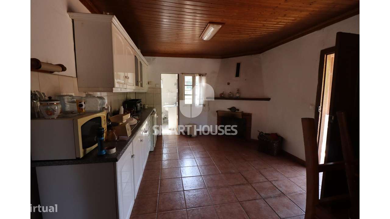 Moradia T2 Couto do Mosteiro c/ terreno-13