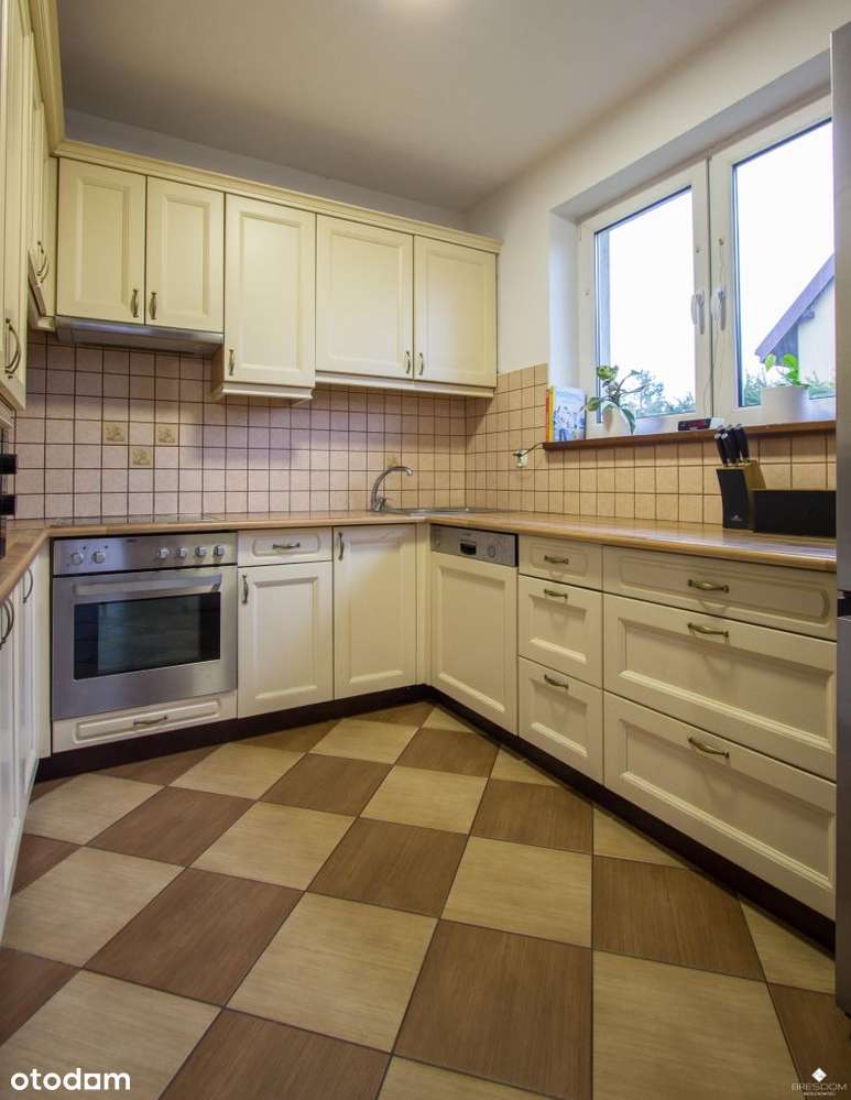 Dom do wprowadzenia w Giedajtach-12