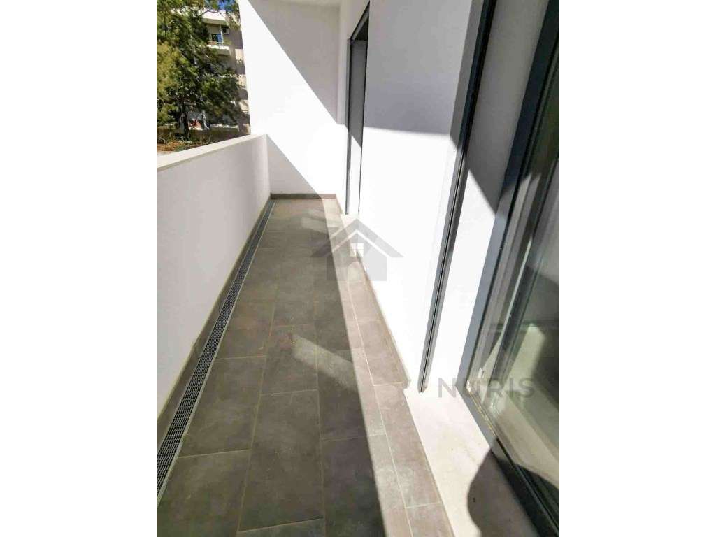 Apartamento T4 para Venda em Portimão-6