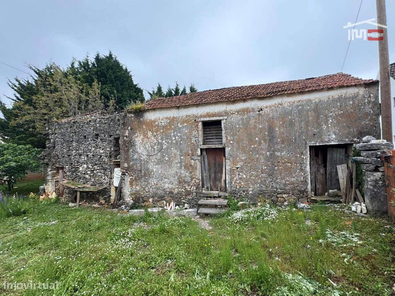 Barracão e terreno com possibilidade de transformação para Habitação - Grande imagem: 4/27