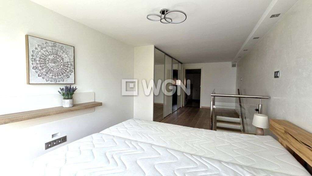 Apartament z widokiem na jezioro.-8