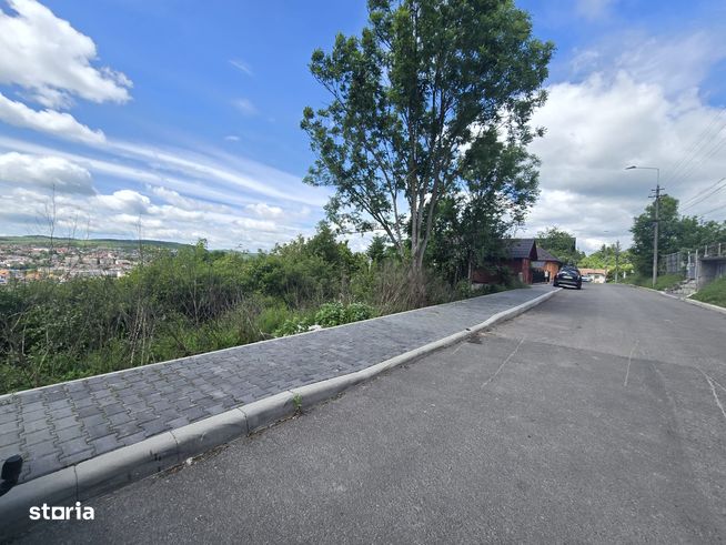 Teren de vânzare – Str. Dealul Florilor, Dej – 1.952 m²-2