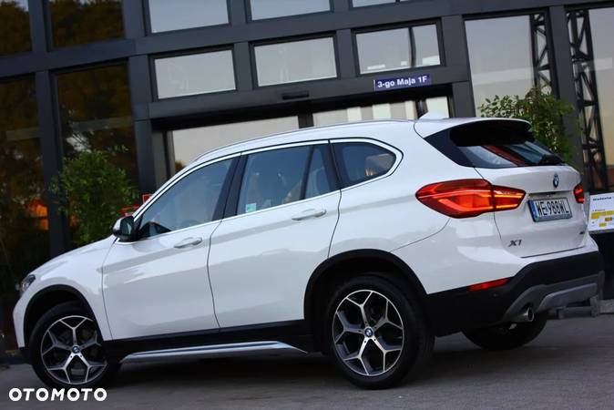 BMW X1 sDrive18i xLine - 16