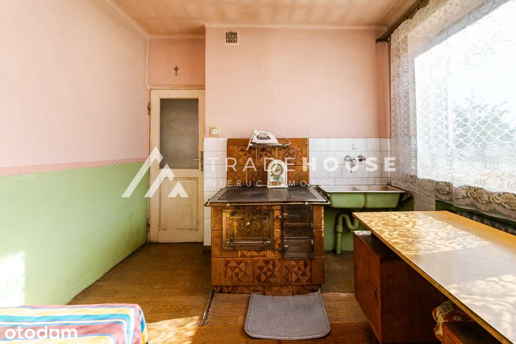 Dom jednorodzinny w spokojnej okolicy.-9