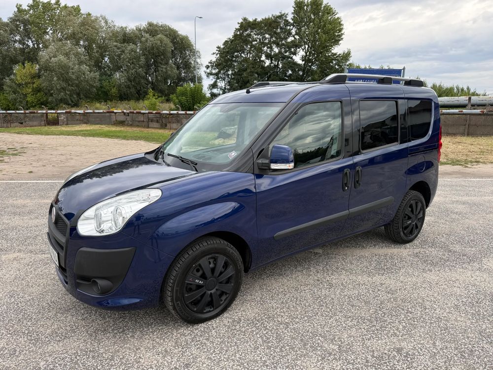 Fiat Doblo II (2009-) 1.4 T-Jet 16V Lounge 2012