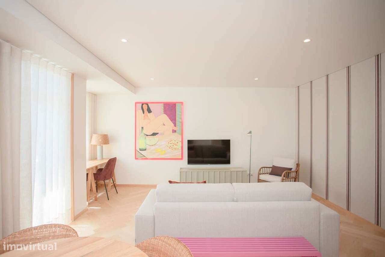 Apartamento Mobilado - Lordelo do Ouro e Massarelos - Grande imagem: 4/34