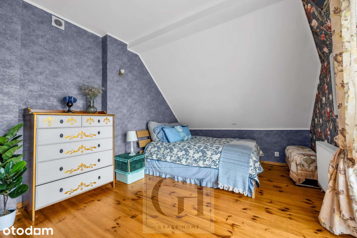 Dom rodzinny z dużym potencjałem inwestycyjnym.-12