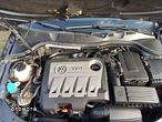 Volkswagen Passat 2.0 TDI DPF Highline - 15