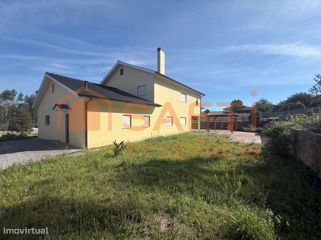 Moradia T5 - Grande imagem: 4/24