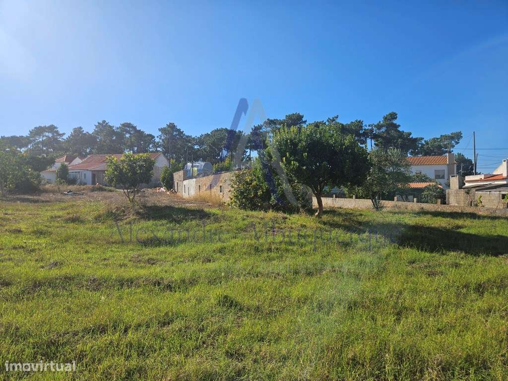 Lote de Terreno para construção 3 de Moradias Isoladas - Maçã Sesimbra-8