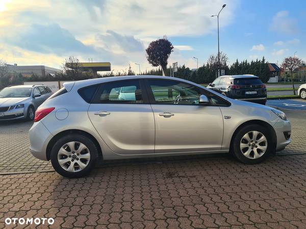 Opel Astra IV 1.7 CDTI Enjoy - 4