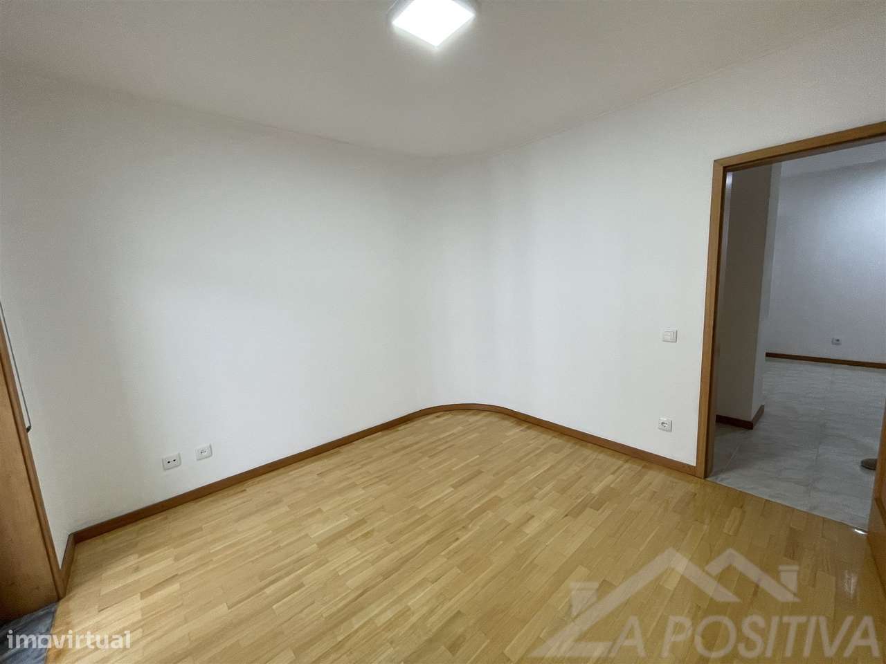 Apartamento T2+1 Venda em São João da Madeira,São João da Madeira-13