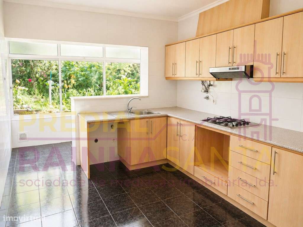 Apartamento T2 C Garagem Coselhas