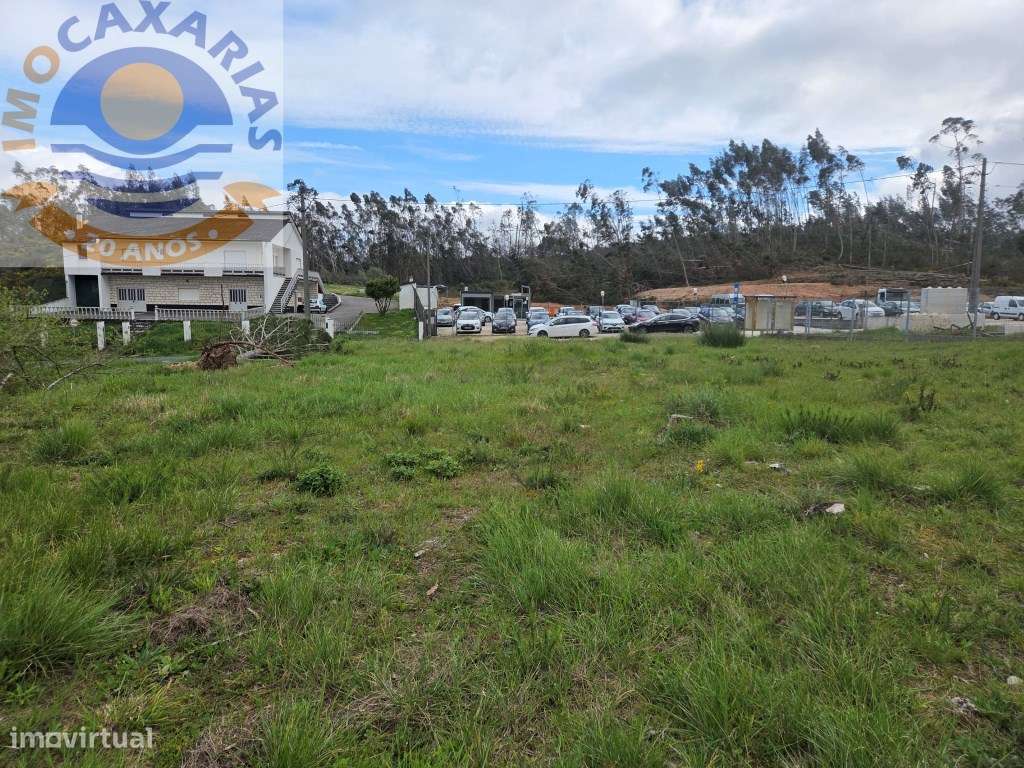 Terreno soalheiro e plano a 2 min de Caxarias e 10 min de Ourém-0