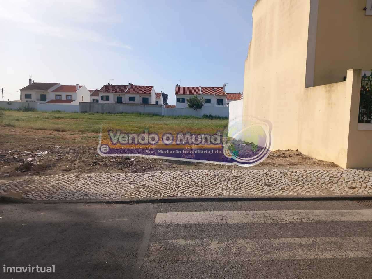 Terreno em Benavente (B453) - Grande imagem: 2/3