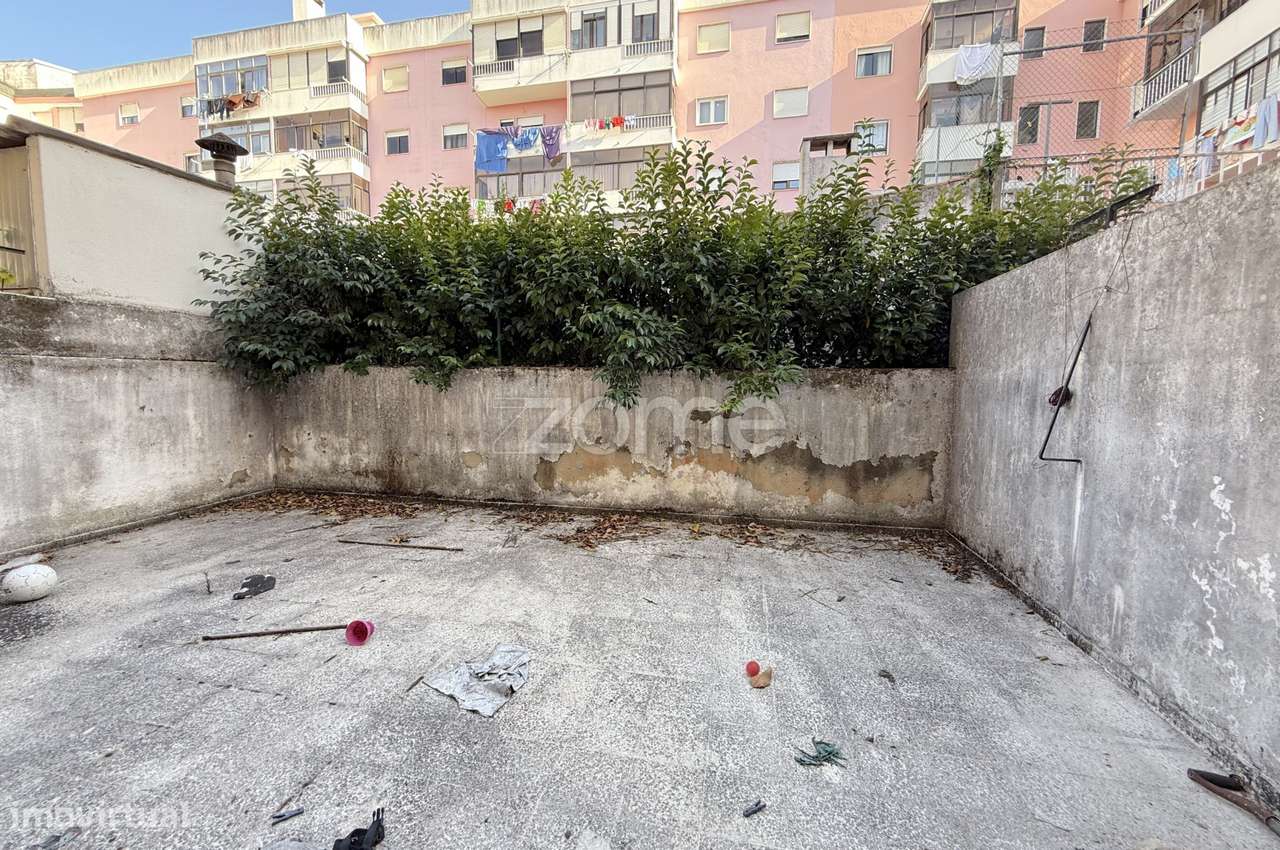 Oportunidade de reforma: apartamento de 1 quarto com terraço privat...-15