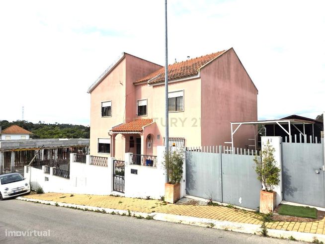 Moradia T5 em Vale Fetal - 369.000€-2