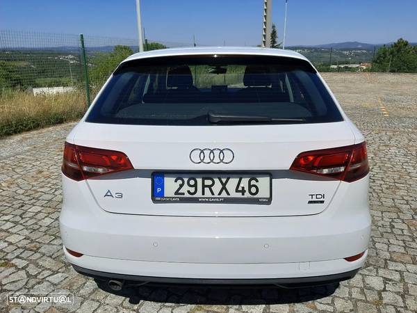 Audi A3 Sportback 1.6 TDI Advance Ultra - 17