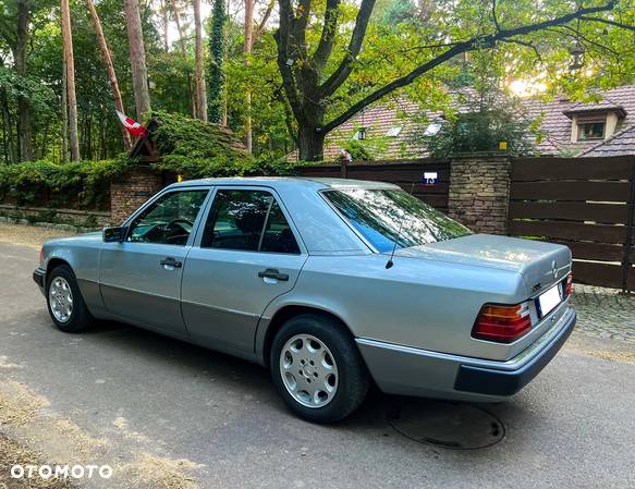 Mercedes-Benz W124 (1984-1993) - 3