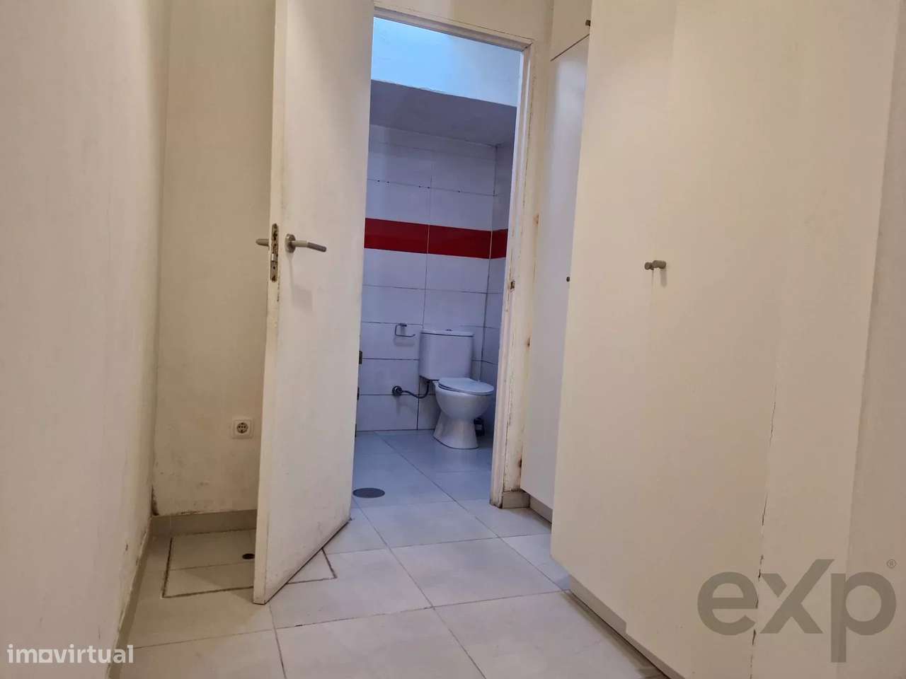 Propriedade com 3 casas -centro Historico-Vila do Conde - Grande imagem: 5/22