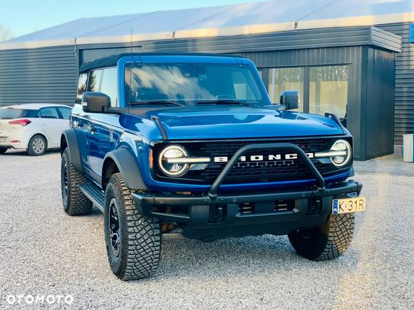 Ford Bronco - 5