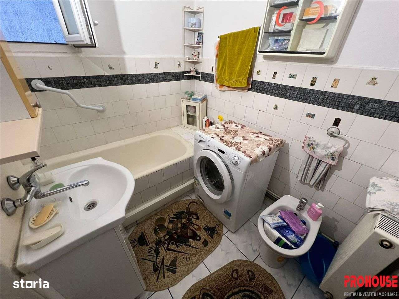 Apartament cu 3 camere decomandat - 70 mp - Zona Adriatica, Str. Aleea-16