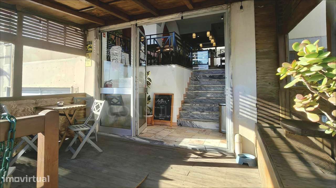 Trespasse | Rest. / Café em Pleno Funcionamento (Centro - Lourinhã) - Grande imagem: 3/23