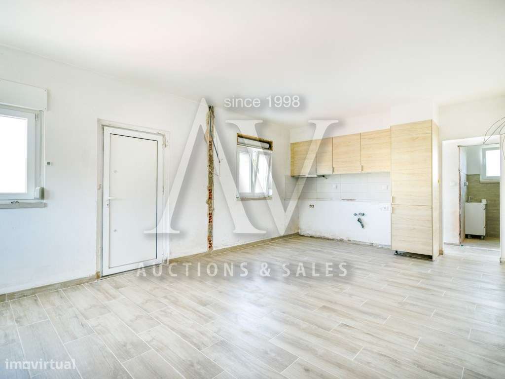 Moradia V2 - Térrea com logradouro - Colmeias - Leiria - Grande imagem: 2/15