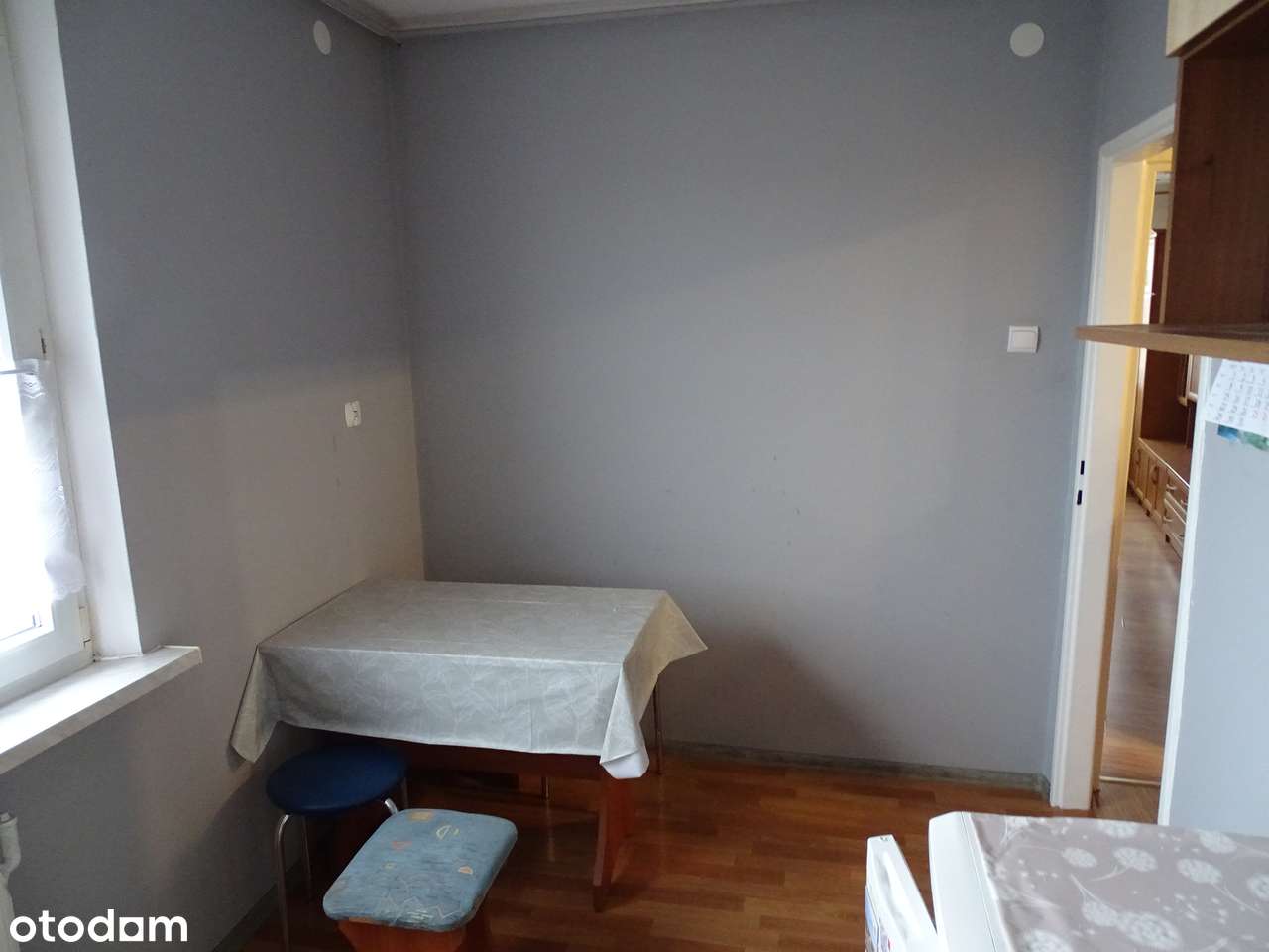 Mieszkanie na sprzedaż-11