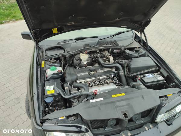 Volvo C70 2.0 - 21