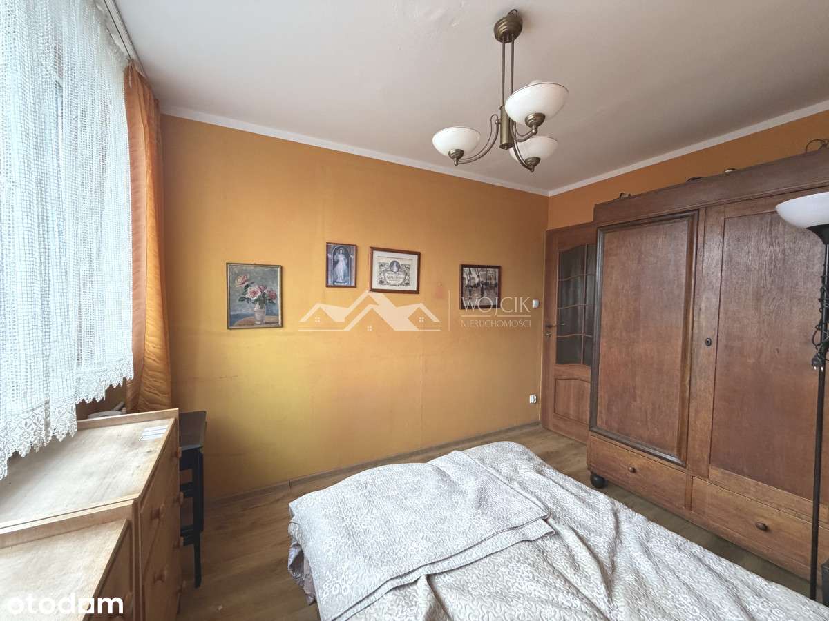 KLucze w biurze Zadbane 3M osobna kuchnia Centrum-6