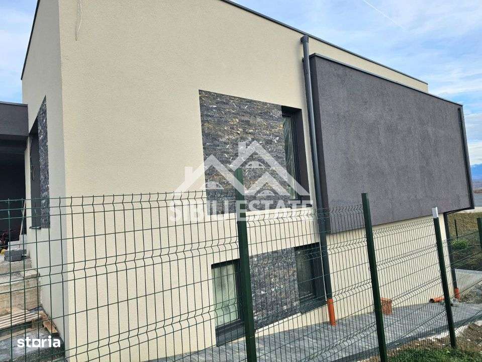 Casa noua Sibiu, Selimbar  teren 790 mp, garaj dublu, terase - Imagine principală: 2/14