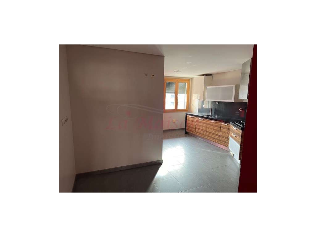 Apartamento T5 no Infantado - Grande imagem: 5/41