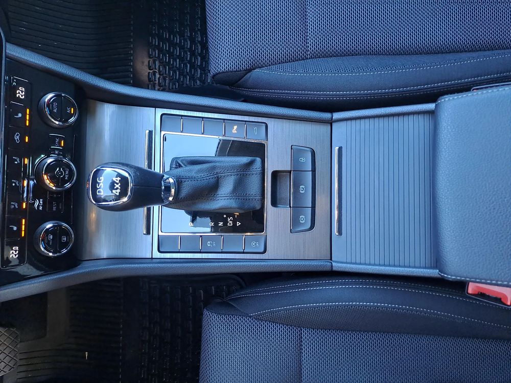 SKODA SUPERB 4x4 DSG 2,0TDI 200KM Salon PL ASO VAT23%