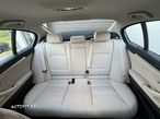 BMW Seria 5 520d Aut. Luxury Line - 8