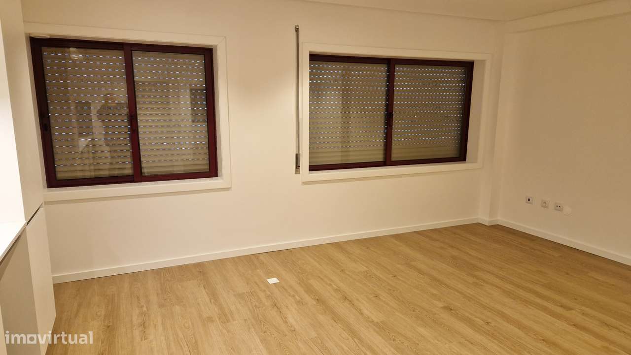 T2 com lugar de garagem no centro da cidade - Grande imagem: 2/5