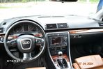 Audi A4 Avant 2.5 TDI - 8