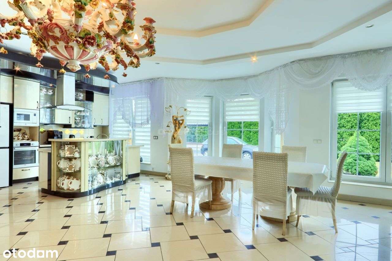 Dom w bardzo atrakcyjnej lokalizacji w Łomiankach! - Pełny obrazek: 5/19