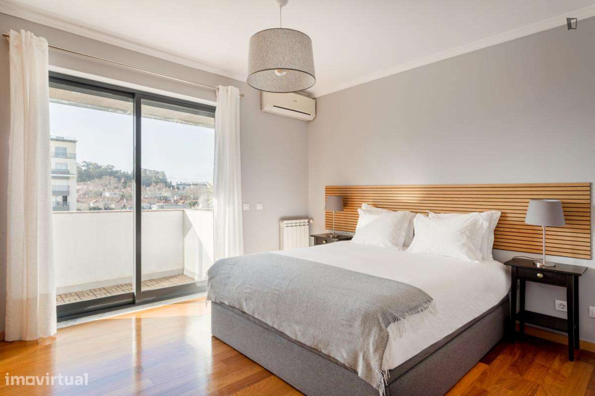 Apartamento com 2 quartos - localizado em Benfica Lisbon - Grande imagem: 2/30