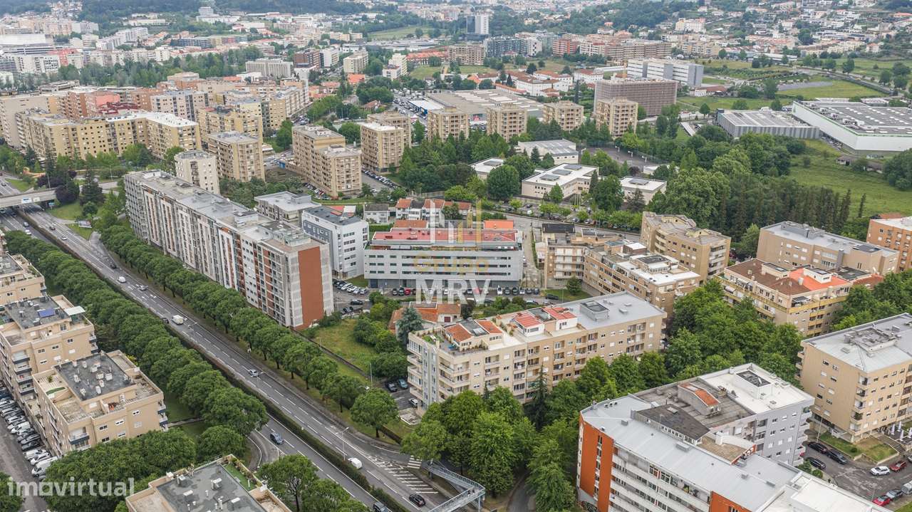 Excelente Apartamento T3 em Lamaçães-7