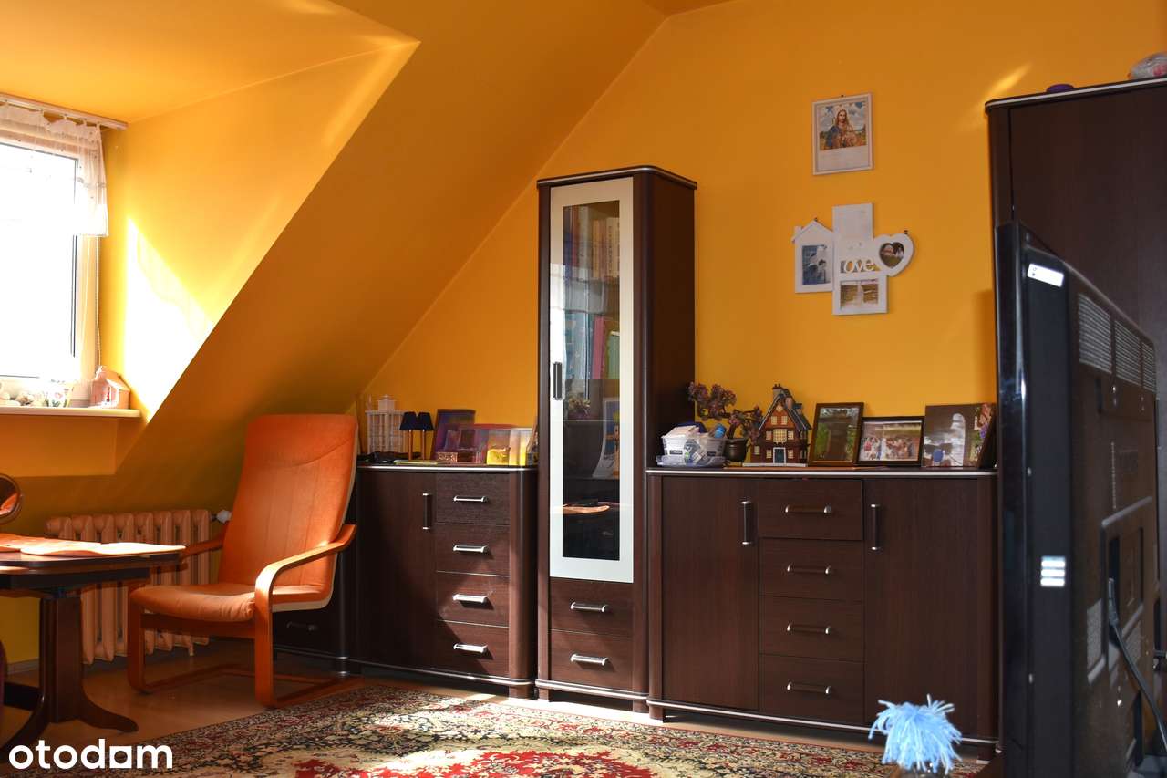 3 pokoje, OC miejskie, IV piętro, duża kuchnia-4