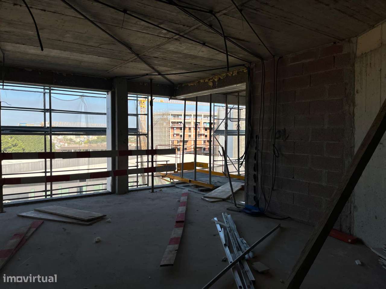 T3 novo com varanda, garagem e eficiência energética A+-3