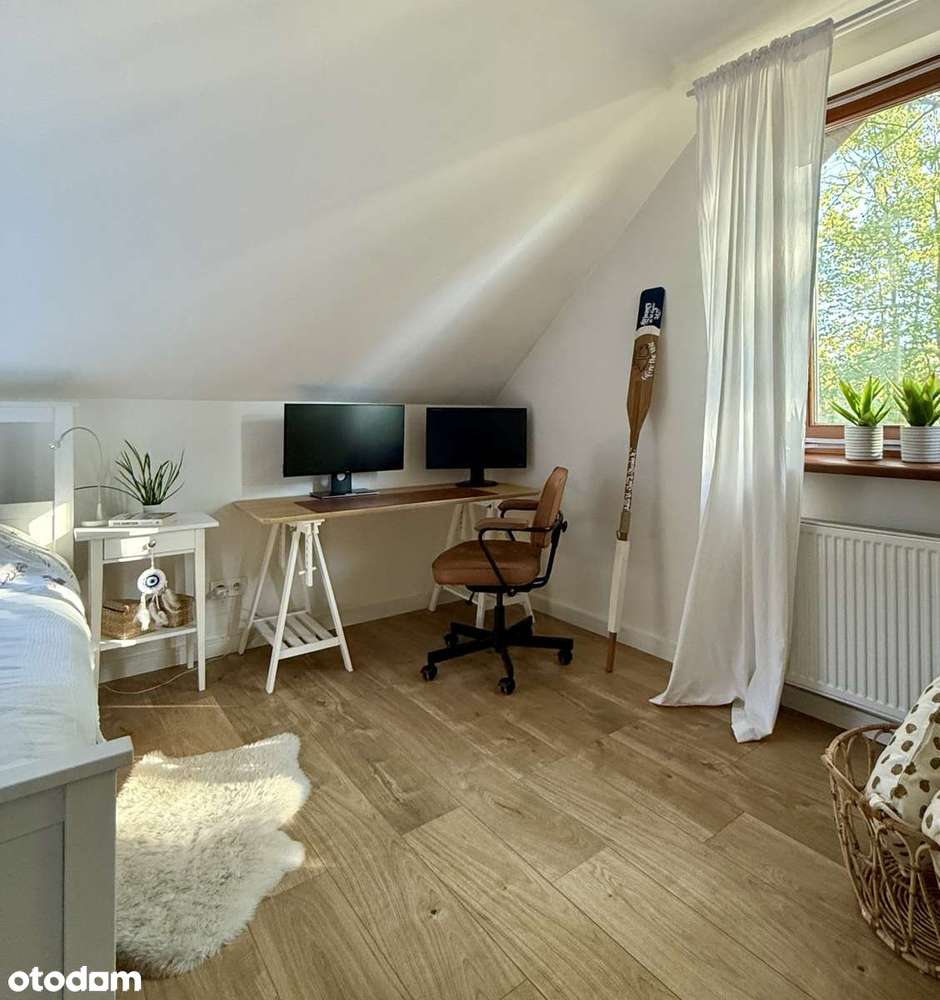 Dom wolnostojący | Garaż | Garderoba | Spiżarnia-10