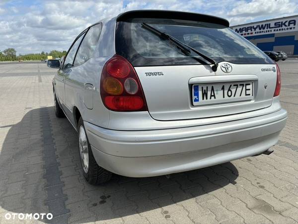 Toyota Corolla 1.4 Terra3 - 2