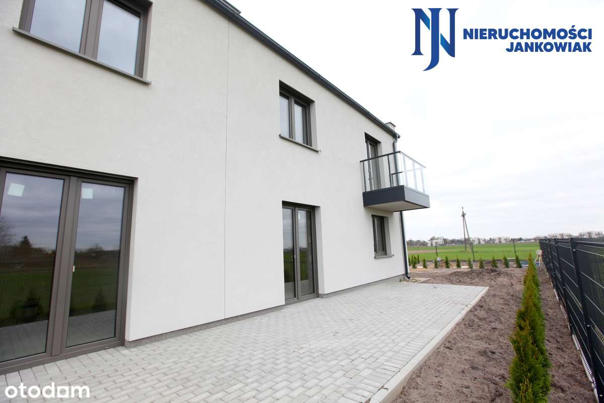 Ostatnie z ogródkiem/ dwa pokoje/osobna kuchnia-9