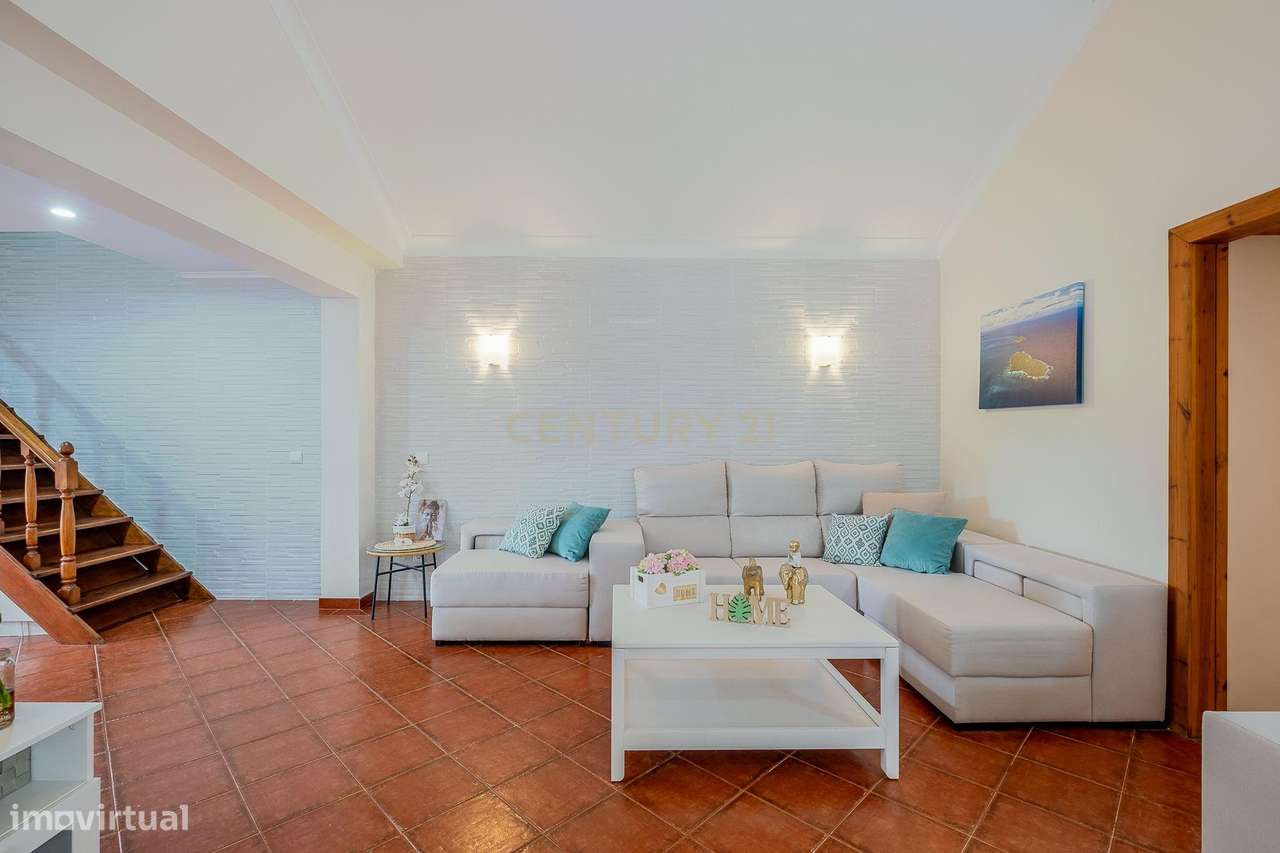 Moradia T4 com 5000m2 de Terreno - "Quinta do Sol"-23