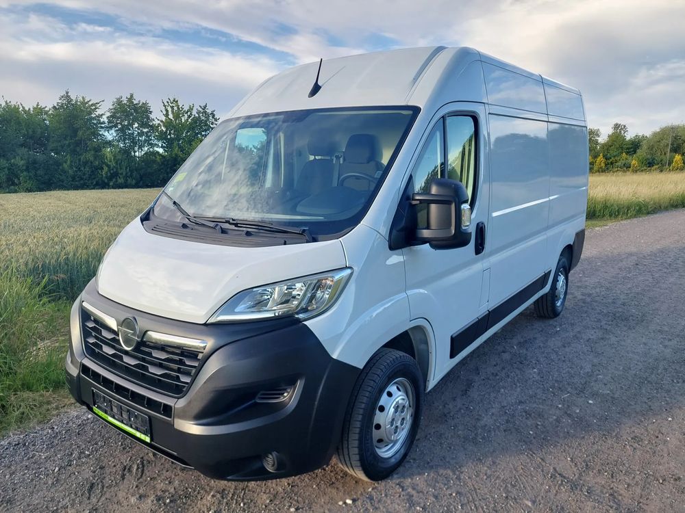 Opel Movano 2022