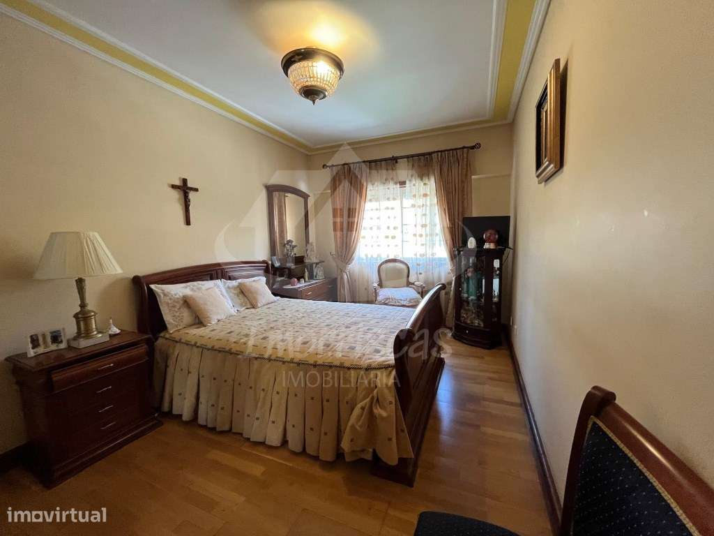 Apartamento T3 com box no Forte da Casa-9