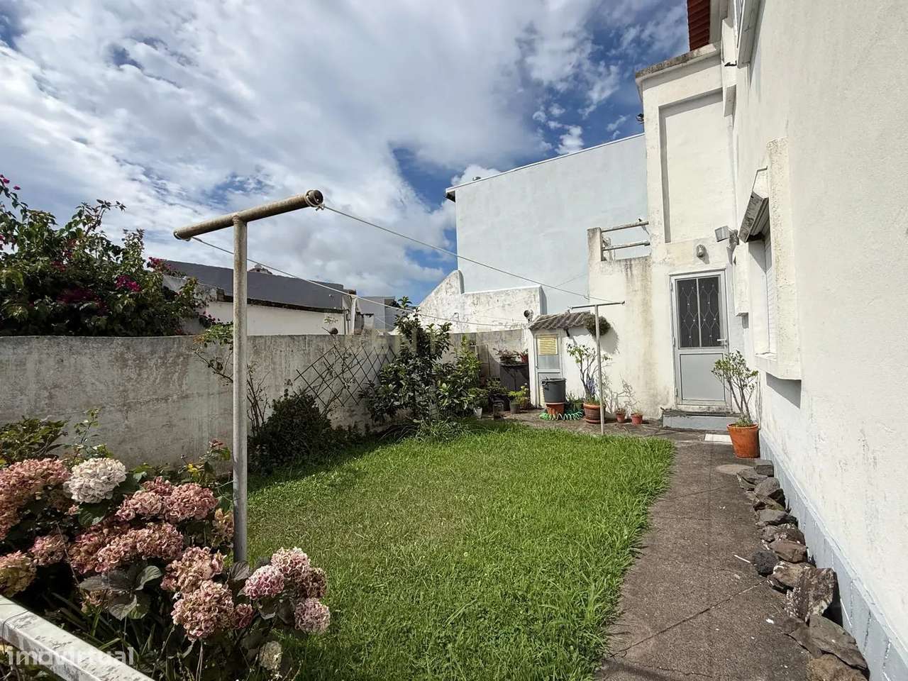 Apartamento T3 com na Praia da Vitória-11